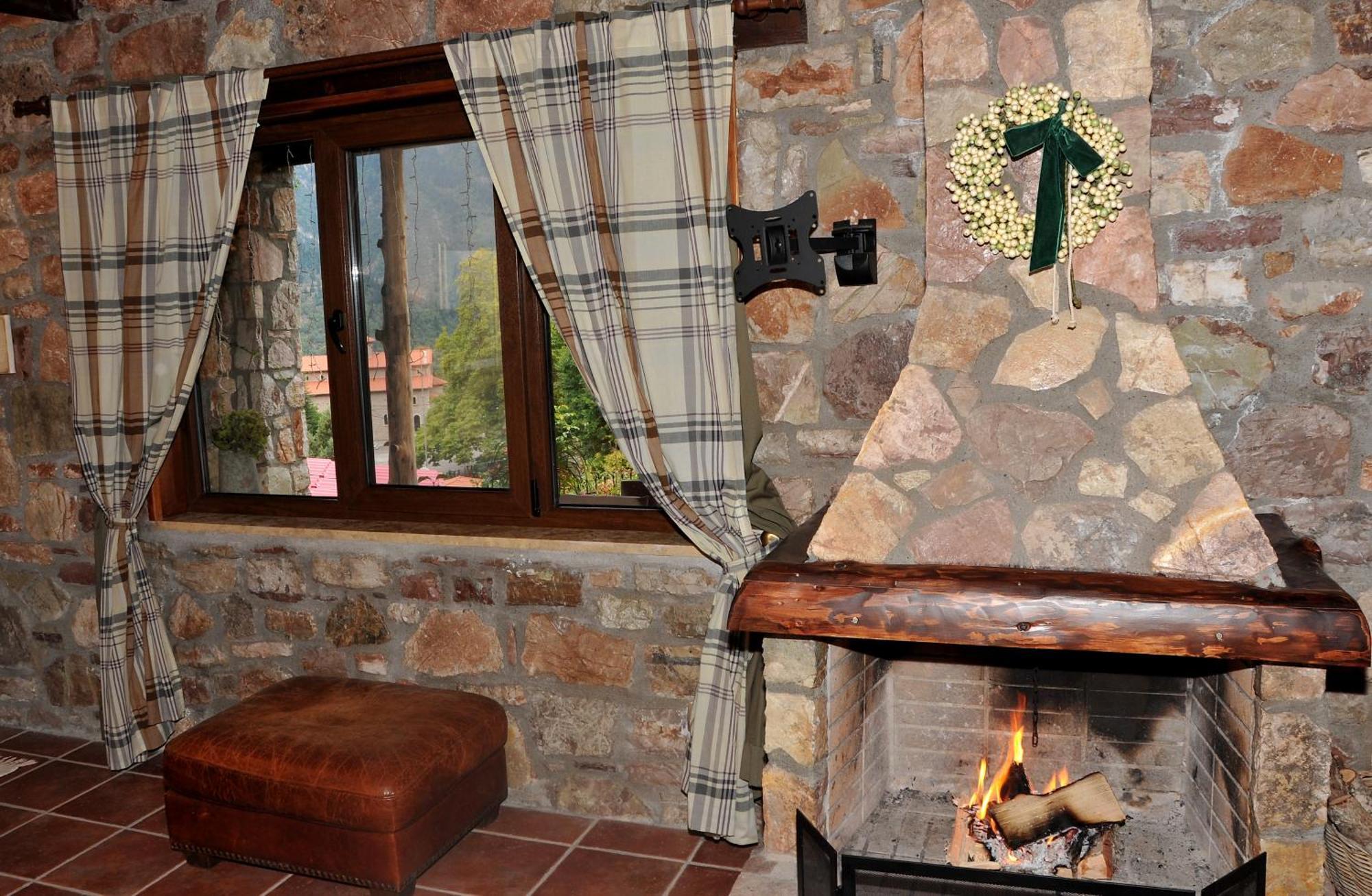 Guest Stone In Aidona Apartment Chrysomilea